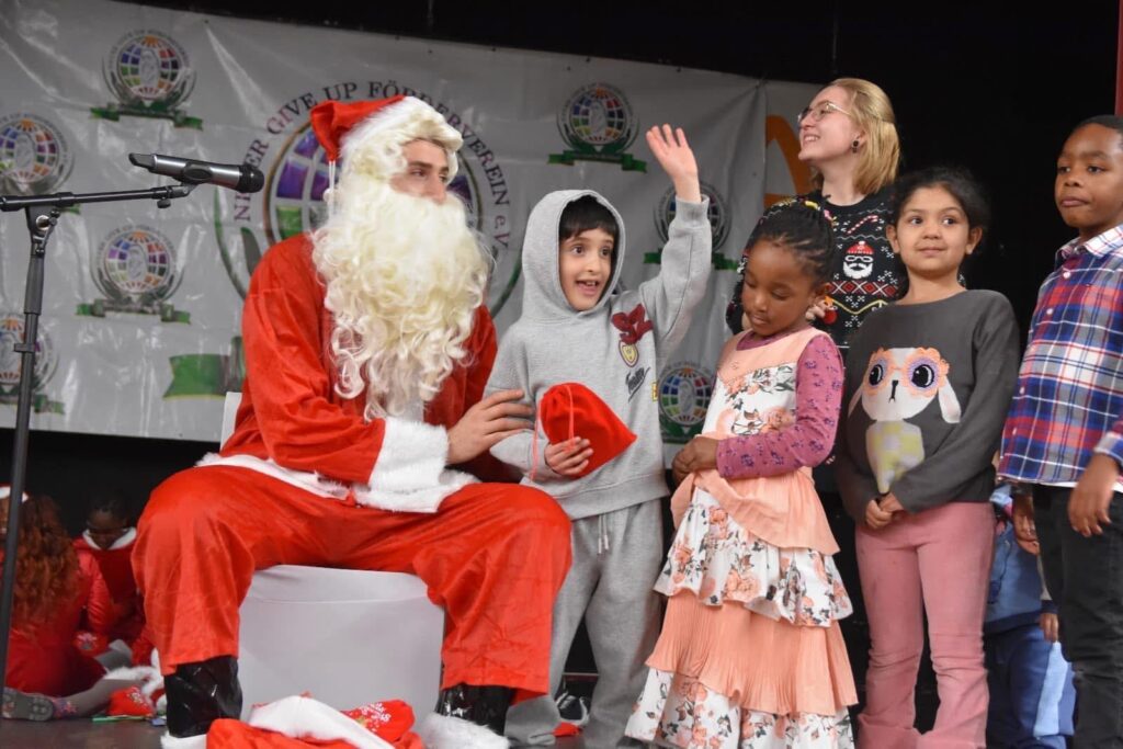 051f759e-abc4-43de-9b42-4172d59758e4