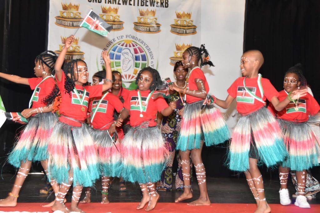 0ef4eb12-b00b-41ae-b735-58a04353eaa4