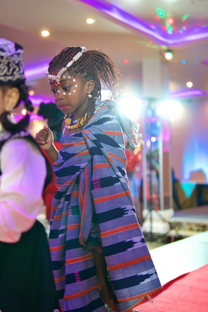 8f900037-16aa-41a6-89ef-9de3bdc0ef47