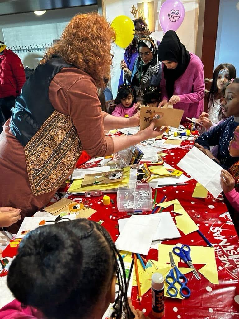 b0100506-8df8-43b3-9ad6-049c10a25819