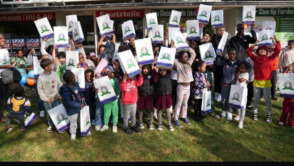 b441dcd6-544b-491f-b1ce-5433e50b9365